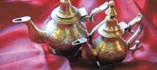 2 marokkanische Teekannen